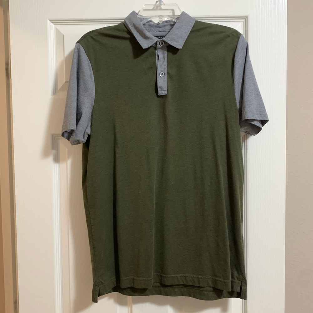 Banana Republic Cotton + Silk Polo Shirt Size M.